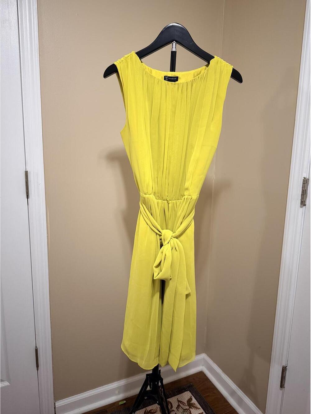 New Directions Lime Green Pleated Chiffon Dress Tie Waist Midi Dress Size 4